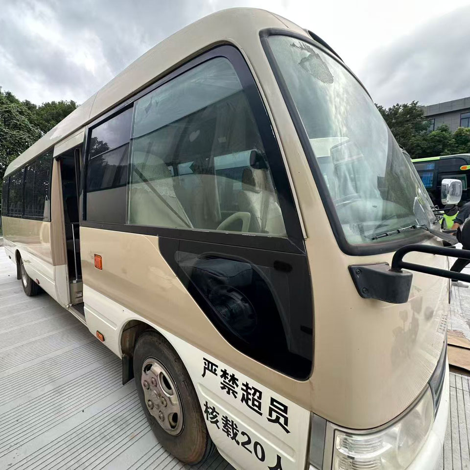 Coaster 20 Seats Petroli Used Basi
