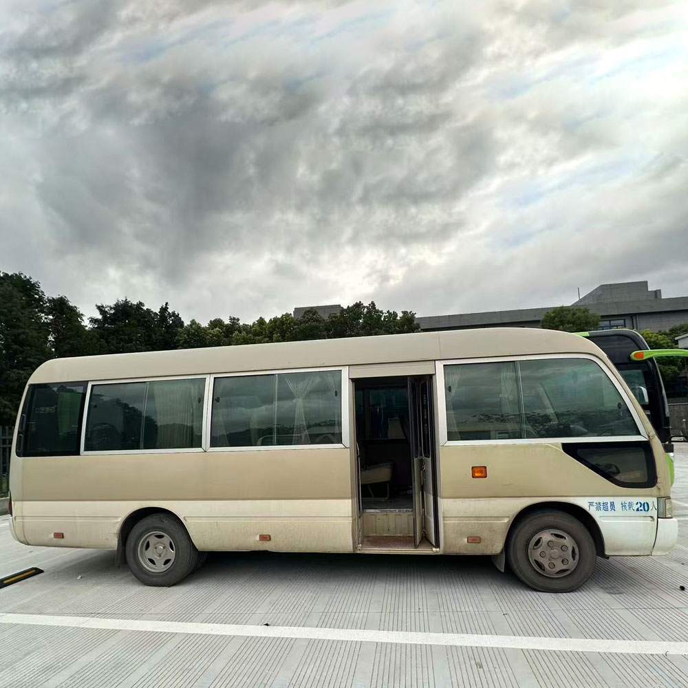 Toyota Used Coaster Petroli Basi