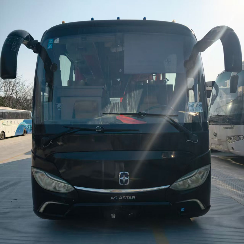 Yaxing Viti 53 Basi Lililotumika Dizeli