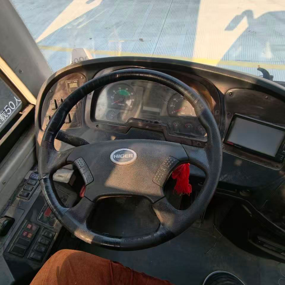 Viti 49 vya Basi la Dizeli