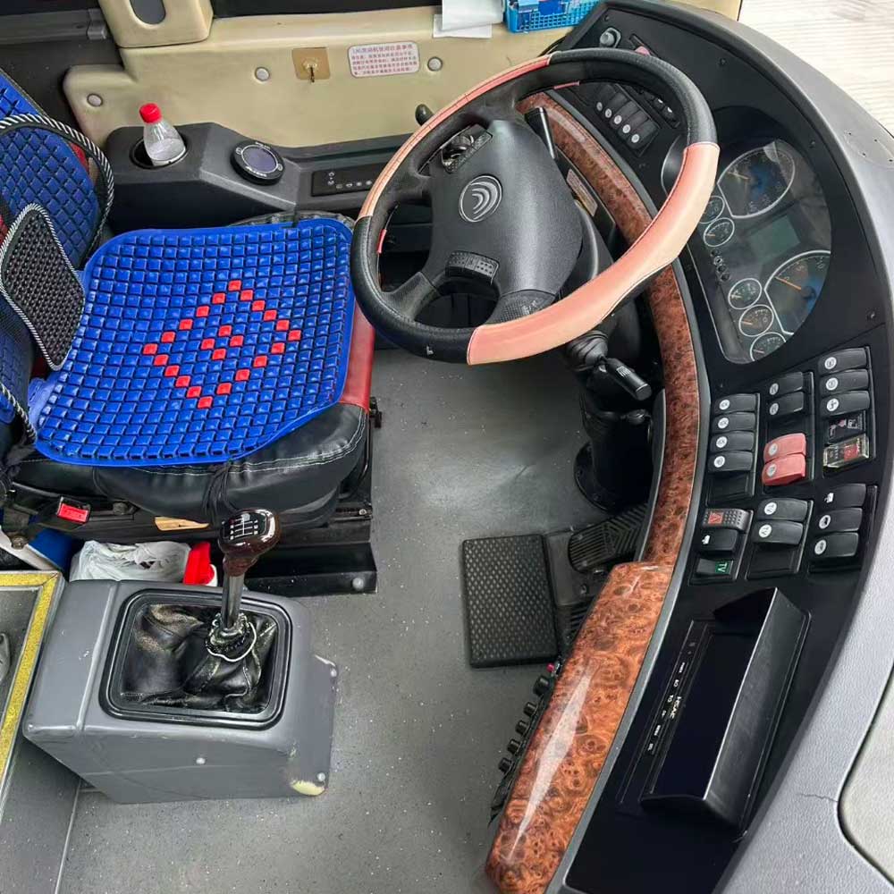 Basi la Diesel la Yutong Viti 53