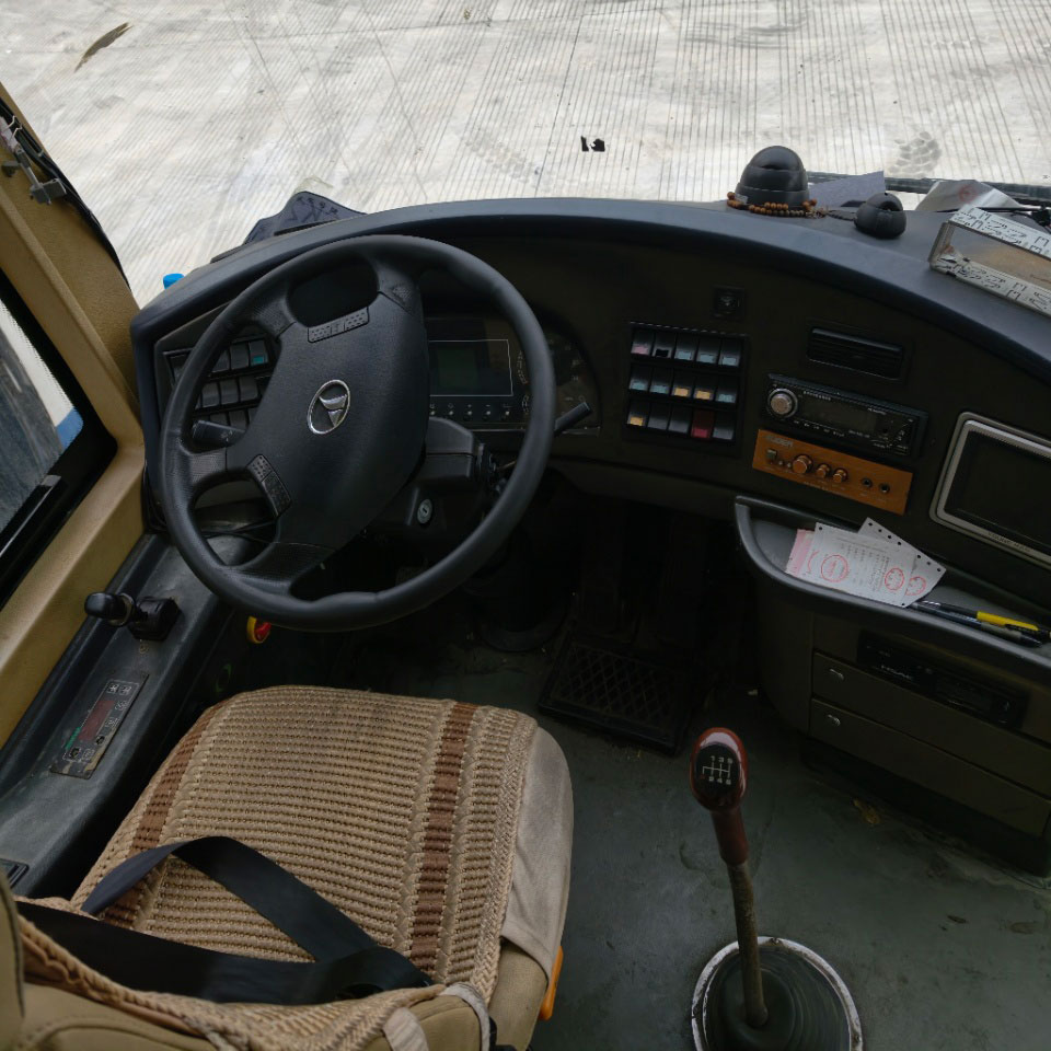 Neoplan Viti 37 Basi Lililotumika Dizeli