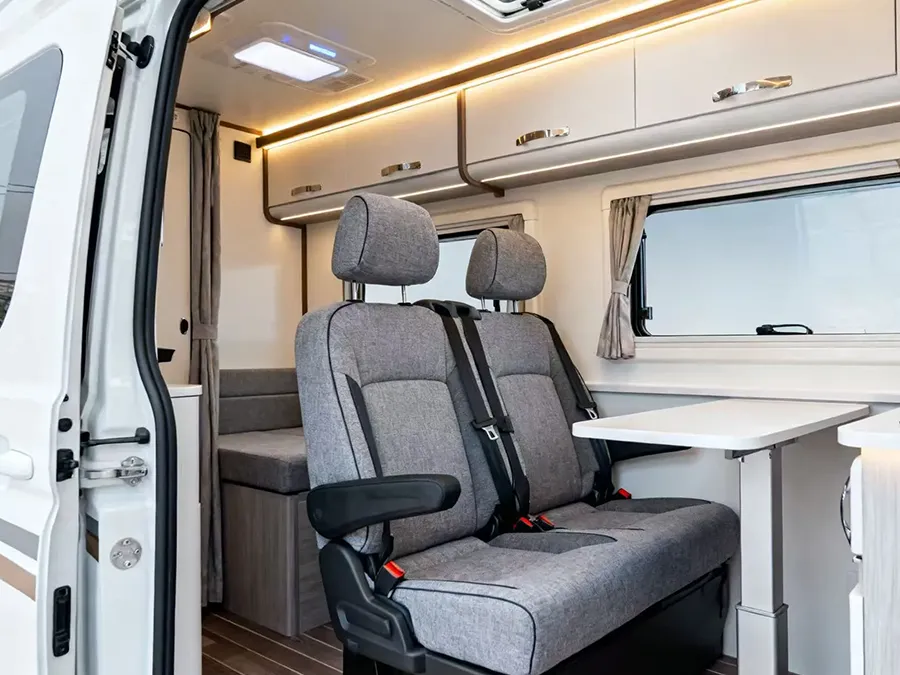 5 Seats Used Diesel Bus
