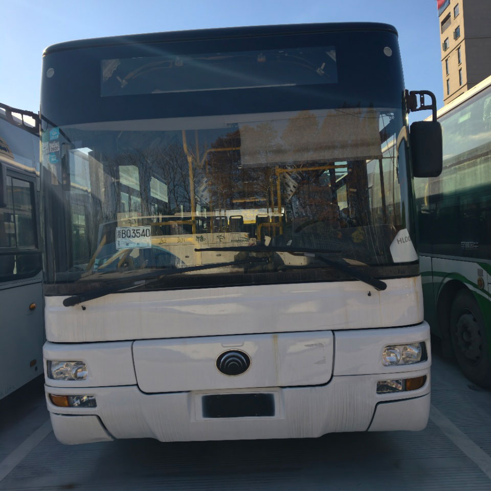 Basi la Mitumba la Yutong 34 Seat Basi la Mitumba la Yutong 34 Seat
